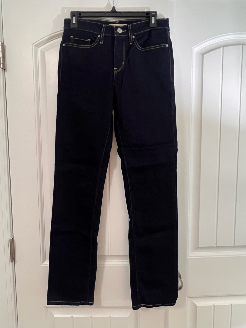 Levi's 314 Shaping Straight Jeans Womens Mid Rise Dark Wash Denim Size 28